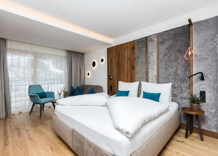 Hotel Garni Mirabell 3*