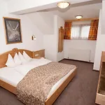 Hotel Garni Mirabell Ischgl