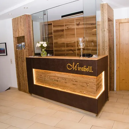 Hotel Garni Mirabell 3*