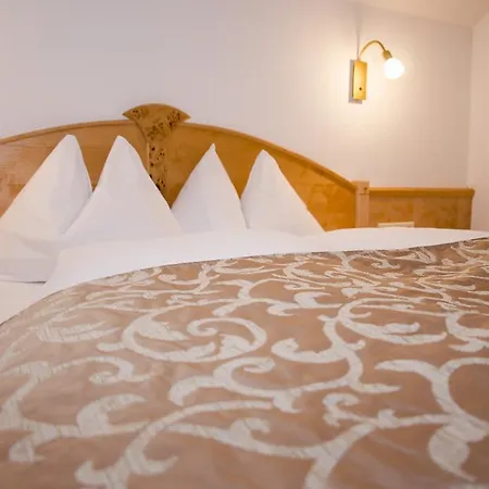 Hotel Garni Mirabell Ischgl