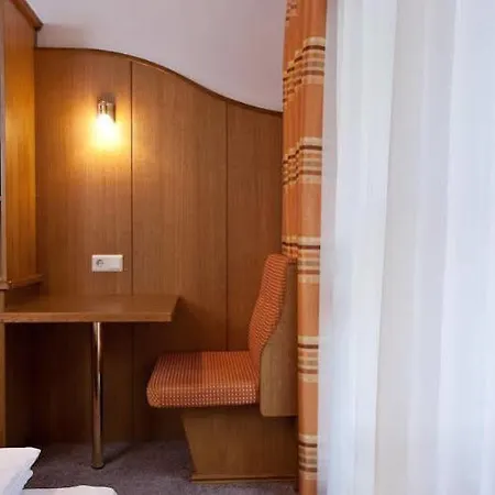 Garni Mirabell Hotel 3*