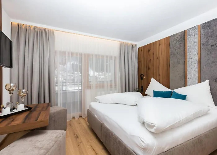 Hotel Garni Mirabell Ischgl