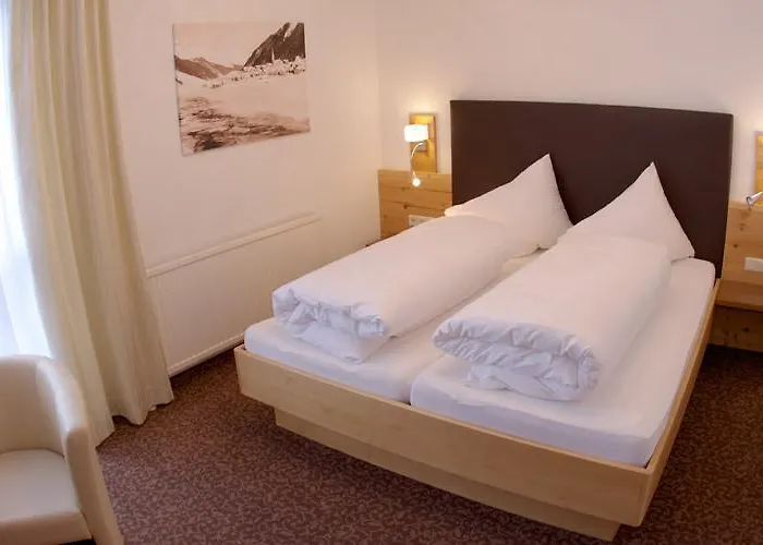 Hotel Garni Mirabell 3*