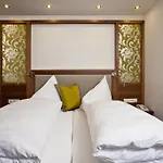加尼米拉贝尔酒店 3*