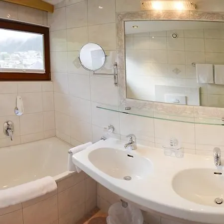 Szálloda Garni Mirabell Ischgl