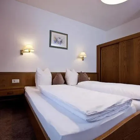Garni Mirabell 3* Ischgl